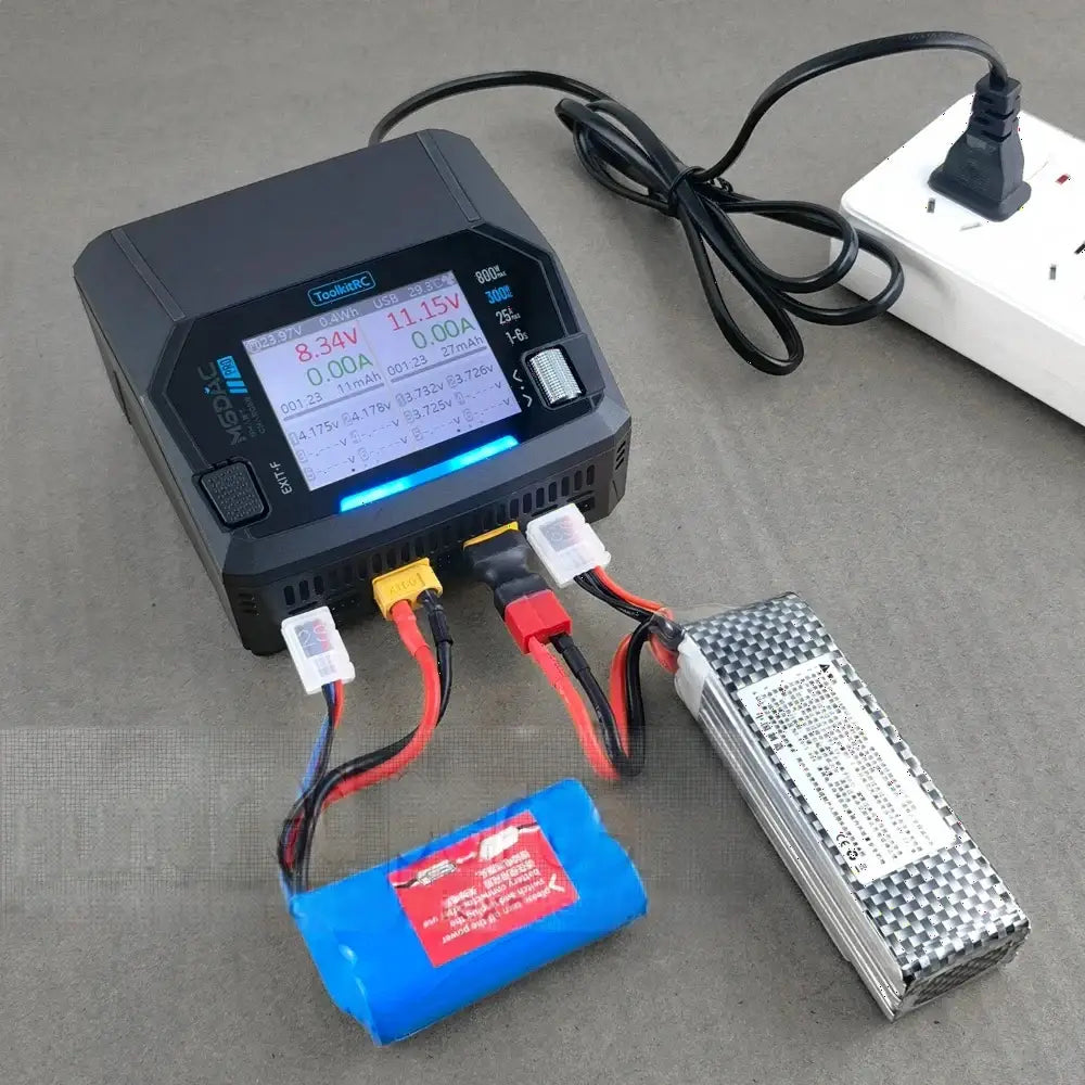 ToolkitRC M6DAC PRO V2 chargeur Intelligent double canal AC 200W DC 800W 16A batterie au Lithium 1S 2S 3S 4S 5S 6S LiHV